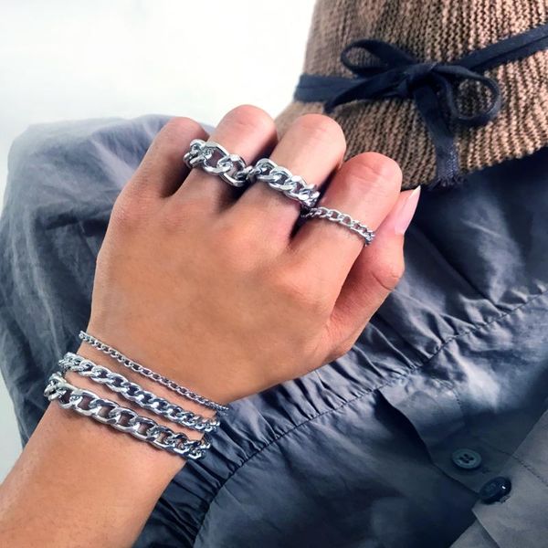 6pcs/set personality silver chain bracelets set retro party multilayer adjustable bracelet classic creative clothing accessories, Black
6pcs/set personality silver chain bracelets set retro party multilayer adjustable bracelet classic creative clothing accessories, Black