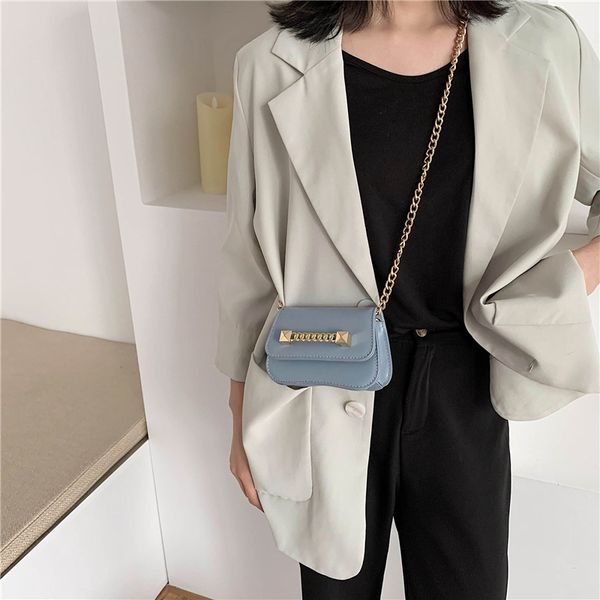 2020 quality fashion pom poms square bags customize printing handbags for women tote bags wholesaler baoba daidai3/04
2020 quality fashion pom poms square bags customize printing handbags for women tote bags wholesaler baoba daidai3/04