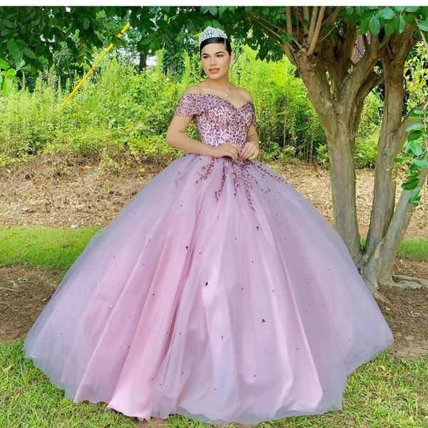 stylish beaded ball gown quinceanera dresses off the shoulder neck sequined prom gowns corset back sweep train tulle sweet 15 dress, Blue;red
stylish beaded ball gown quinceanera dresses off the shoulder neck sequined prom gowns corset back sweep train tulle sweet 15 dress, Blue;red