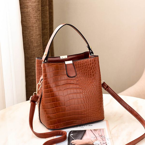 ms. crocodile pattern bag 2019 new fashion trend in autumn and winter small bag bucket bag shoulder messenger pu handbag
ms. crocodile pattern bag 2019 new fashion trend in autumn and winter small bag bucket bag shoulder messenger pu handbag
