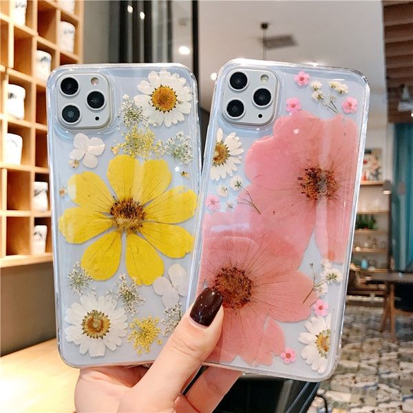 immortal flower big daisy real flower dried flower suitable for iphone 11 pro max / xr / 7 / 8plus mobile phone case transparent protective
immortal flower big daisy real flower dried flower suitable for iphone 11 pro max / xr / 7 / 8plus mobile phone case transparent protective
