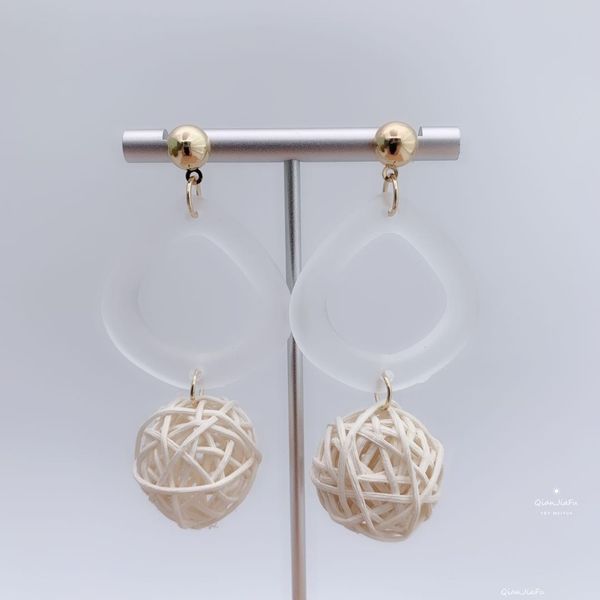 new gold earrings fashion jewelry earrings wedding party gifts female accessories good quality, Silver
new gold earrings fashion jewelry earrings wedding party gifts female accessories good quality, Silver