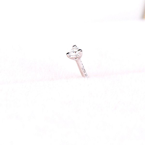 real diamond 18k gold rose pin for men and women 0.03carat real natural diamond h color si, Silver
real diamond 18k gold rose pin for men and women 0.03carat real natural diamond h color si, Silver