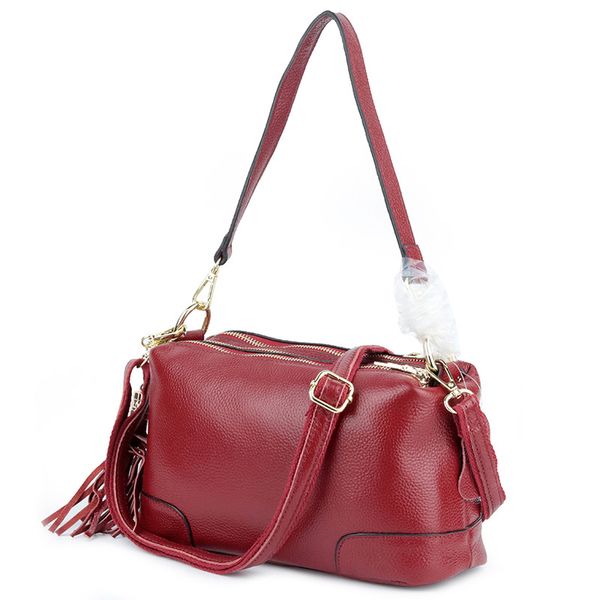 new fashion simple leather leather shoulder bag three zipper large capacity mother bag cow fashion tassel crossbody
new fashion simple leather leather shoulder bag three zipper large capacity mother bag cow fashion tassel crossbody