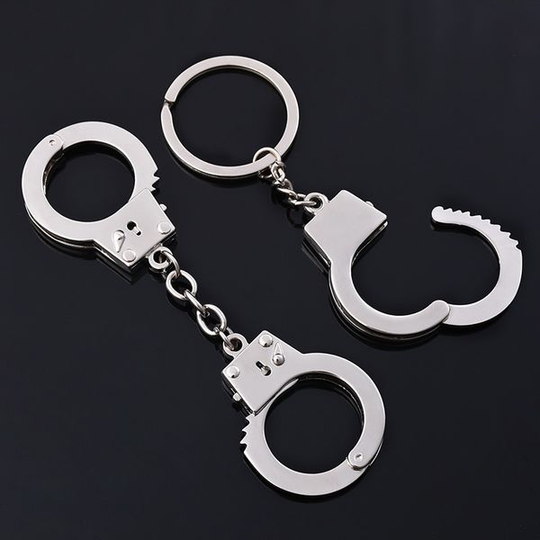2019 new unique silvery car key chain men handcuffs fashion jewelry 2 models women alloy keyring gifts, Silver
2019 new unique silvery car key chain men handcuffs fashion jewelry 2 models women alloy keyring gifts, Silver