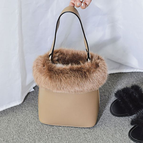 fur handbags winter hand pu leather shoulder bag bolsos mujer bucket bags cute japan small tota d19011204
fur handbags winter hand pu leather shoulder bag bolsos mujer bucket bags cute japan small tota d19011204