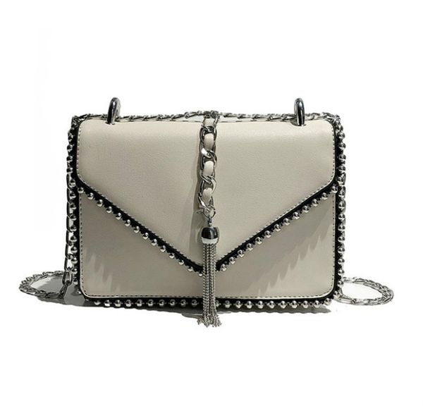 new rivet single shoulder bag version chain fashion crossbody small square bag fashion ph-cfy20060412
new rivet single shoulder bag version chain fashion crossbody small square bag fashion ph-cfy20060412