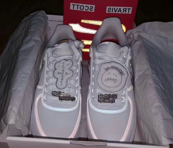 forces low 1 x travis scott white skateboard running shoes 3m reflective forced one casual sneakers
forces low 1 x travis scott white skateboard running shoes 3m reflective forced one casual sneakers