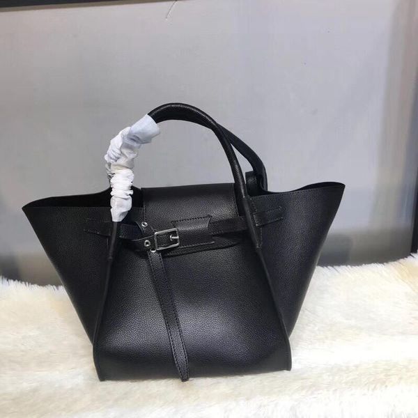 designer luxury handbags purses women genuine leather classic casual handbag large capacity single shoulder bag travel bag
designer luxury handbags purses women genuine leather classic casual handbag large capacity single shoulder bag travel bag