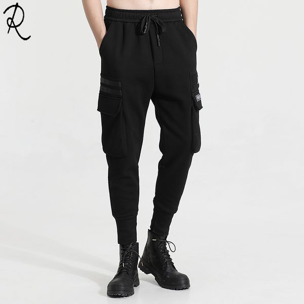 2019 new original men's personal print pocket splicing body-building stretch leisure trousers with small feet nine-minute pants, Black 
2019 new original men's personal print pocket splicing body-building stretch leisure trousers with small feet nine-minute pants, Black