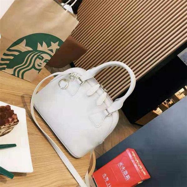 designer-handbags good quality women designer bags fashion totes shoulder crossbody designer purses luxury ladies bag
designer-handbags good quality women designer bags fashion totes shoulder crossbody designer purses luxury ladies bag