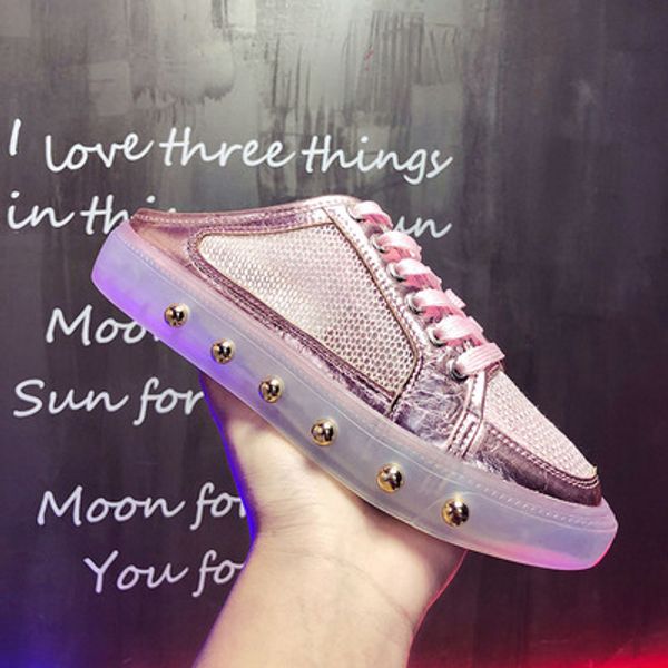 2020 new korean version of the female with rhinestone crystal bottom rivet mesh casual slippers tide, Black
2020 new korean version of the female with rhinestone crystal bottom rivet mesh casual slippers tide, Black