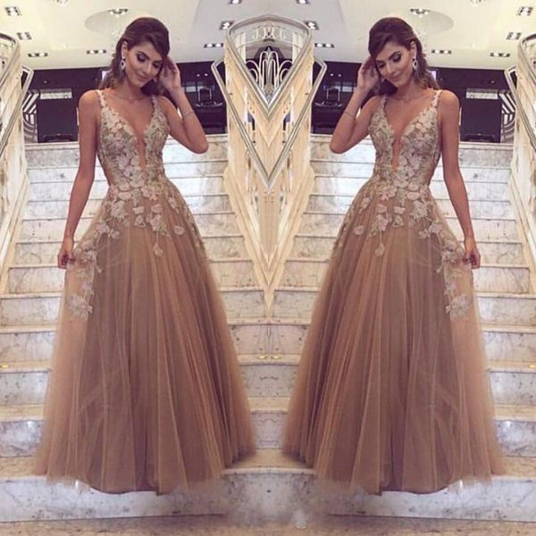 champagne lace prom dresses 2019 spaghetti floor length a-line evening dress 3d applique special occasion dress
champagne lace prom dresses 2019 spaghetti floor length a-line evening dress 3d applique special occasion dress