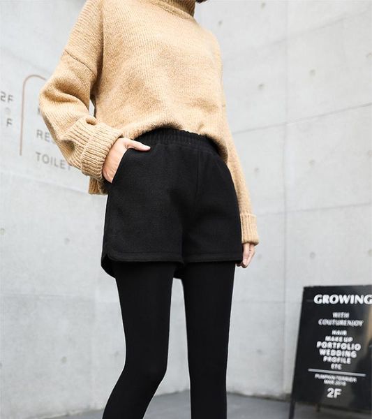 overall black pockets shorts women elastic waist exercise ants biker autumn winter korean wide leg shorts kk60dk, White;black
overall black pockets shorts women elastic waist exercise ants biker autumn winter korean wide leg shorts kk60dk, White;black