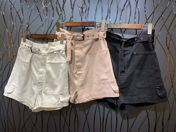 new women's buckle in summer 2019 adjustable tight waist 100-pair shorts 521, White;black
new women's buckle in summer 2019 adjustable tight waist 100-pair shorts 521, White;black
