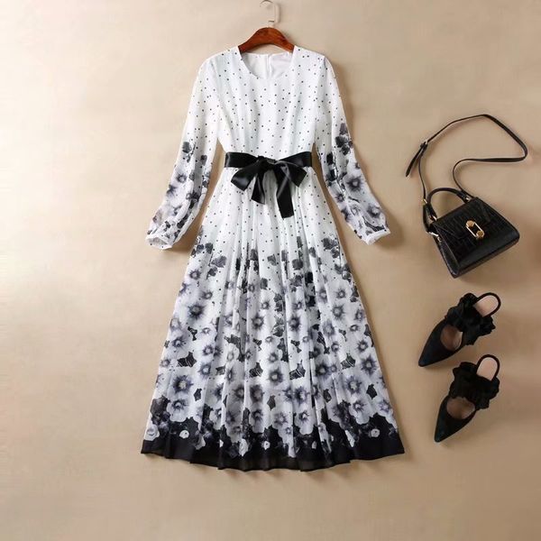 european and american women's clothing 2019 summer new style long-sleeved round-neck wave point flower print lace-up dress, Black;gray
european and american women's clothing 2019 summer new style long-sleeved round-neck wave point flower print lace-up dress, Black;gray