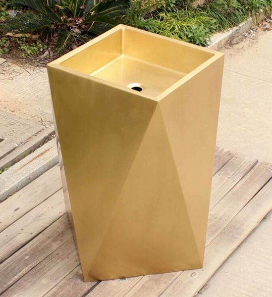 new penny brass bathroom pedestal bathroom sink smooth surface sink brass wash basin round bathroom sink
new penny brass bathroom pedestal bathroom sink smooth surface sink brass wash basin round bathroom sink