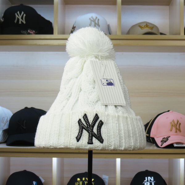 Вязаная шапка Hot Sale Mask моды NY взрослого Caps Зима Спорт Шапочки Повседневный Skullies Ма
Вязаная шапка Hot Sale Mask моды NY взрослого Caps Зима Спорт Шапочки Повседневный Skullies Ма