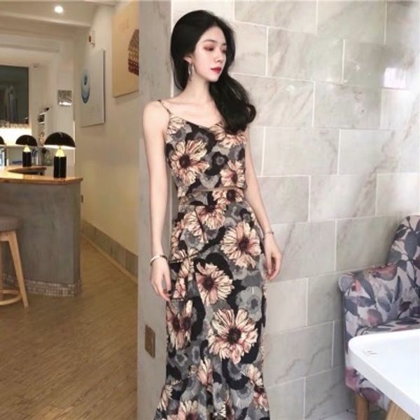 mingyuan high waist small floral skirt two-piece suit temperament goddess fan sling fishtail suit dress female summer, White
mingyuan high waist small floral skirt two-piece suit temperament goddess fan sling fishtail suit dress female summer, White