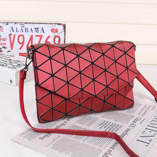 new designer handbag fashion trend lingge bag trend lingge designer shoulder diagonal bag luxury laser crossbody bags
new designer handbag fashion trend lingge bag trend lingge designer shoulder diagonal bag luxury laser crossbody bags