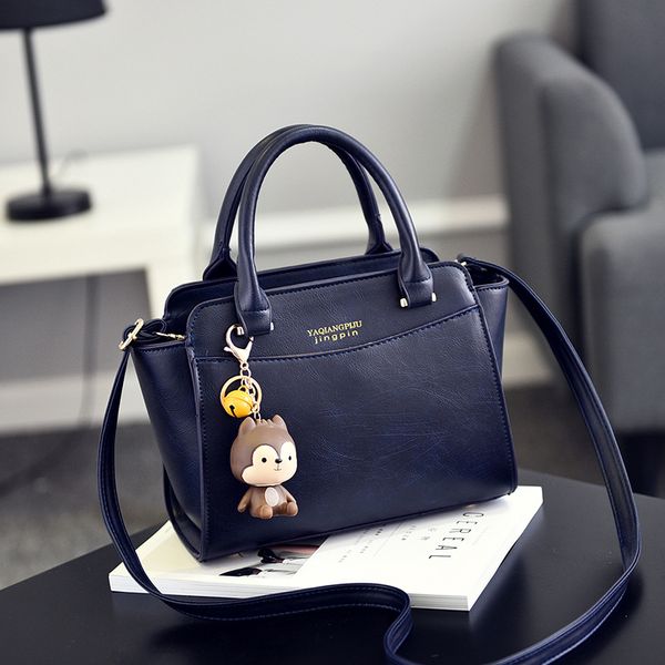 new fashion trapeze bags handbags women famous brands messenger bags 2019 leather crossbody bags for women small shoulder bag
new fashion trapeze bags handbags women famous brands messenger bags 2019 leather crossbody bags for women small shoulder bag