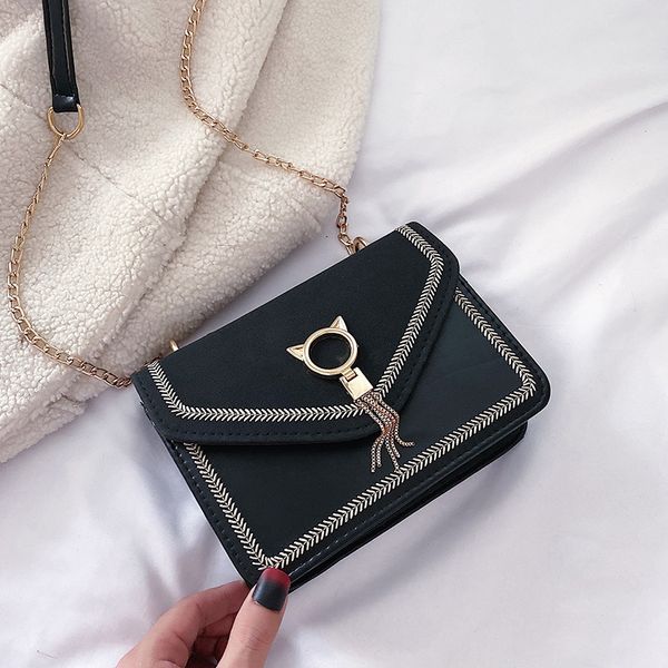2020 frosted new shoulder bags chains pu leather messenger bag fashion handbag simple leisure personality small square women bag
2020 frosted new shoulder bags chains pu leather messenger bag fashion handbag simple leisure personality small square women bag