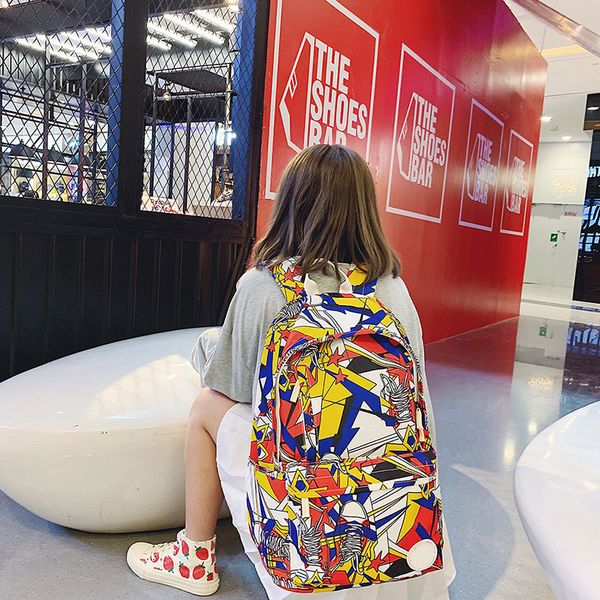 Designer Backpack Luxury Designer Backpack Contrast Graffiti Style Multicolor New Winter Products School Bag Print High-capacity Fashion 5
Designer Backpack Luxury Designer Backpack Contrast Graffiti Style Multicolor New Winter Products School Bag Print High-capacity Fashion 5