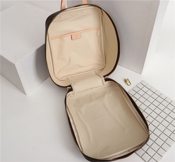 fashion bags totesnew fashion bag designer handbag shoulder bag, luxury woman handbag bag, delivery 126319
fashion bags totesnew fashion bag designer handbag shoulder bag, luxury woman handbag bag, delivery 126319