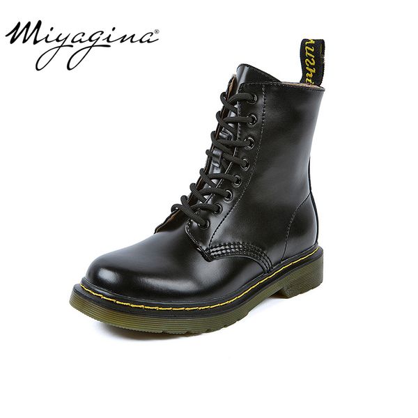 100% genuine leather women boot fashion spring autumn shoes female motorcycle ankle leather boots for woman botas mujer, Black
100% genuine leather women boot fashion spring autumn shoes female motorcycle ankle leather boots for woman botas mujer, Black
