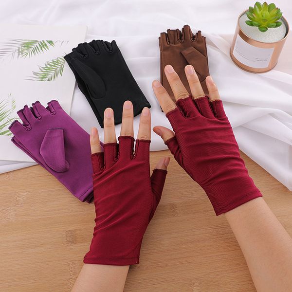 breathable spring gloves thin short half finger bike gloves pure color tight fitness summer sports driving biking, Blue;gray
breathable spring gloves thin short half finger bike gloves pure color tight fitness summer sports driving biking, Blue;gray