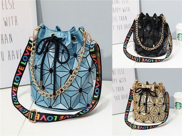 woven straw round shoulder bag retro rattan women bag boho summer beach messenger bags fashion designer female shoulder bag geometric#451
woven straw round shoulder bag retro rattan women bag boho summer beach messenger bags fashion designer female shoulder bag geometric#451