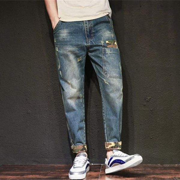 jeans men 2019 new slim casual feet harem pants stitching camouflage pattern frayed trousers, Blue
jeans men 2019 new slim casual feet harem pants stitching camouflage pattern frayed trousers, Blue