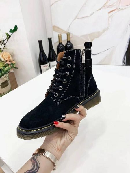 designer wear-resistant retro side zipper martin boots star with the same paragraph anti-skid motorcycle shoes 35-40, Black
designer wear-resistant retro side zipper martin boots star with the same paragraph anti-skid motorcycle shoes 35-40, Black