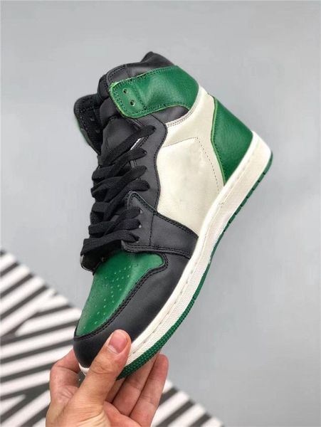 2018. обувь 1 high og pine green court фиолетового 1s баскетбол для мужчин аутентичных качеств человек 555088-302 спорта на открытом воздухе
2018. обувь 1 high og pine green court фиолетового 1s баскетбол для мужчин аутентичных качеств человек 555088-302 спорта на открытом воздухе