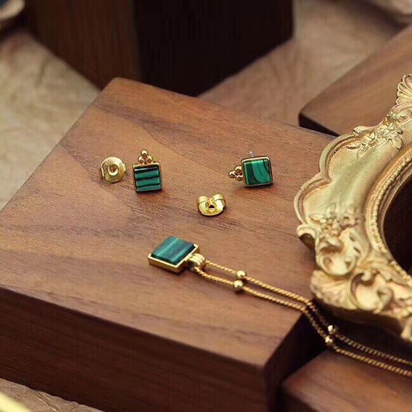 fashion- stud earring with malachite stone square shape in 18k gold plated earring for women jewelry gift ps6683a, Golden
fashion- stud earring with malachite stone square shape in 18k gold plated earring for women jewelry gift ps6683a, Golden
