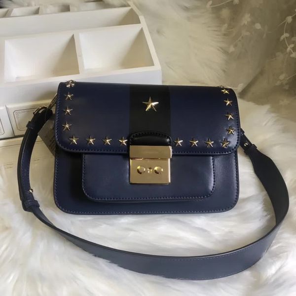 international big name yang mi with the stars tofu bag female designer ladies portable fashion messenger shoulder bag 22-15-6
international big name yang mi with the stars tofu bag female designer ladies portable fashion messenger shoulder bag 22-15-6