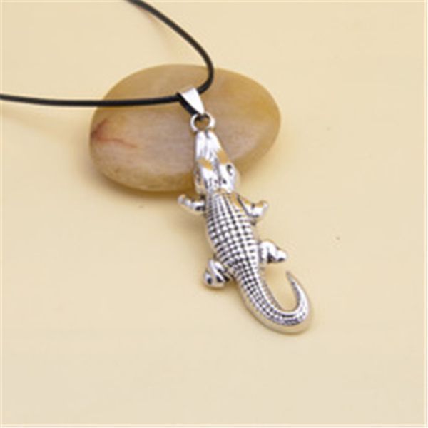 simple personality metal strip geometric triangle tassel women's minimalist retro charm wedding party banquet gift necklace, Silver
simple personality metal strip geometric triangle tassel women's minimalist retro charm wedding party banquet gift necklace, Silver