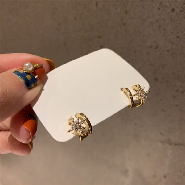 dominated 2019 new women korean small contracted delicate crystal star stud earrings classic style fashion jewelry earrings, Golden;silver
dominated 2019 new women korean small contracted delicate crystal star stud earrings classic style fashion jewelry earrings, Golden;silver