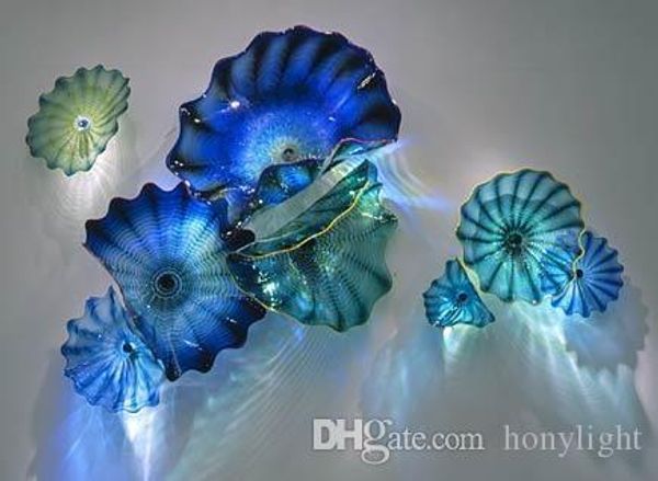 Modern Hand Blown Colored Lamp Murano Glass Mediterranean Style Blue Plates for Wall Hanging Hotel Home Decoration
Modern Hand Blown Colored Lamp Murano Glass Mediterranean Style Blue Plates for Wall Hanging Hotel Home Decoration