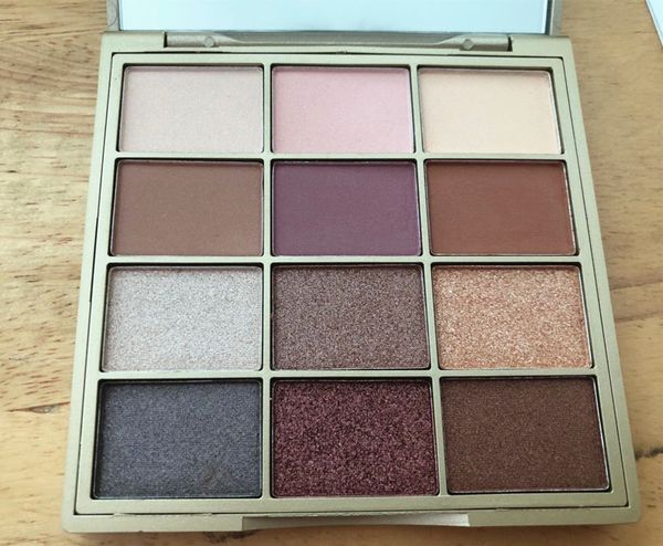 Новейшая косметика Stila Matte'N Металлическая палитра теней для век 12 цветов Пудра с п
Новейшая косметика Stila Matte'N Металлическая палитра теней для век 12 цветов Пудра с п