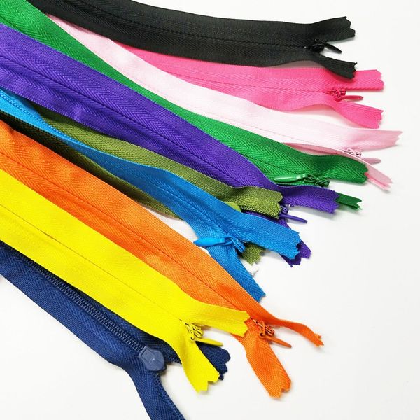 100 pcs mix 11 colors nylon coil zippers tailor sewing tools garment accessories 28cm, Black
100 pcs mix 11 colors nylon coil zippers tailor sewing tools garment accessories 28cm, Black