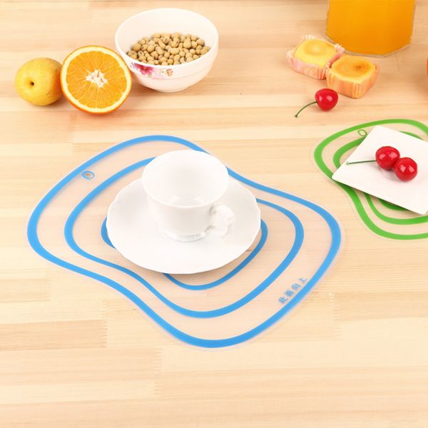 practical plastic non-slip frosted chopping board easy to clean kitchen cutting board vegetable meat tools kitchen accessories
practical plastic non-slip frosted chopping board easy to clean kitchen cutting board vegetable meat tools kitchen accessories
