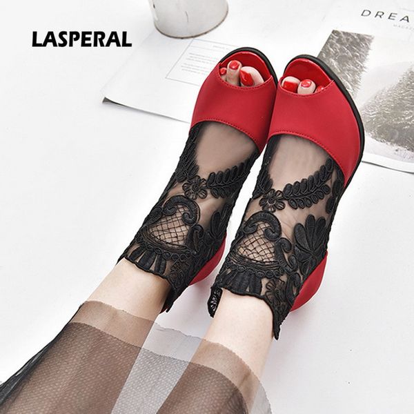 lasperal women sandals square high heel summer shoes woman flower lace hollow peep toe gladiator sandalias plus size 35-43, Black
lasperal women sandals square high heel summer shoes woman flower lace hollow peep toe gladiator sandalias plus size 35-43, Black