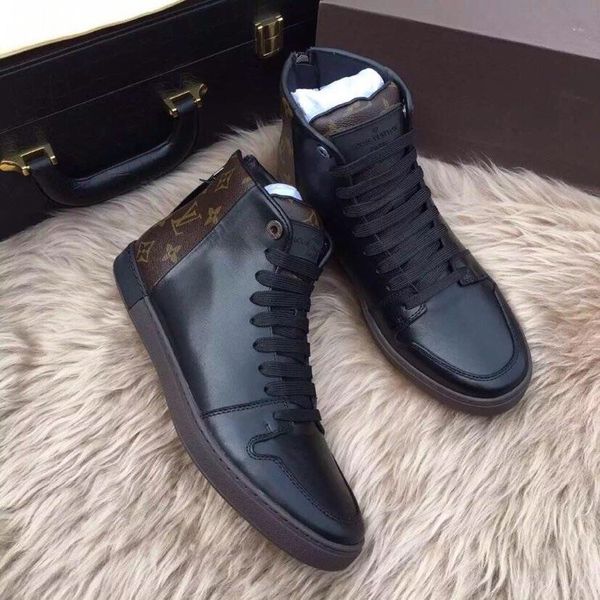 2020 r tattoo sports shoes series men's fashion trend outdoor sports shoes comfortable and breathable sports overall lightweight
2020 r tattoo sports shoes series men's fashion trend outdoor sports shoes comfortable and breathable sports overall lightweight