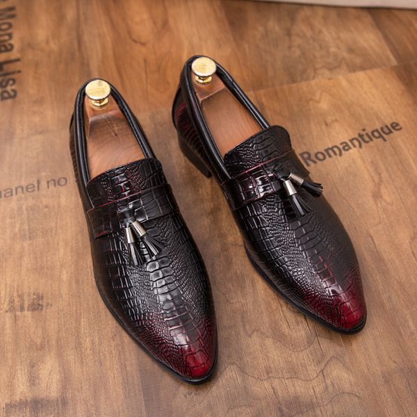 men big size leather shoes fashion casual business comfortable genuine leather loafers man work driving shoes flat, Black
men big size leather shoes fashion casual business comfortable genuine leather loafers man work driving shoes flat, Black