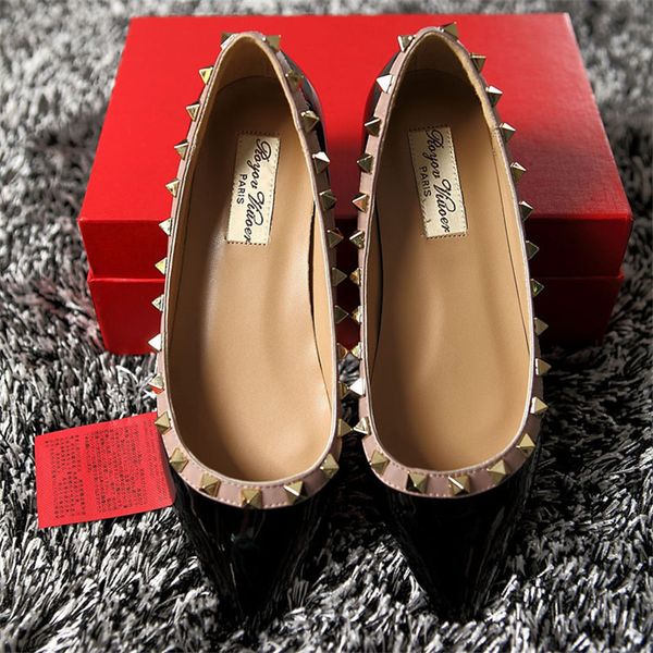 casual designer lady fashion black leather studded spikes point toe flats shoes wedding shoes brand new come with box
casual designer lady fashion black leather studded spikes point toe flats shoes wedding shoes brand new come with box
