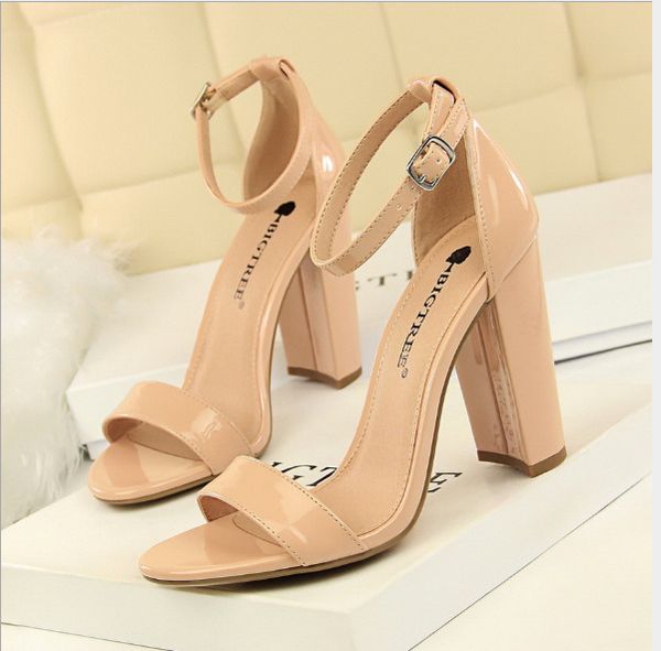 tide models women's shoes summer high heels fashion simple women's shoes designer thick with high heel high heels nightclub word b, Black
tide models women's shoes summer high heels fashion simple women's shoes designer thick with high heel high heels nightclub word b, Black