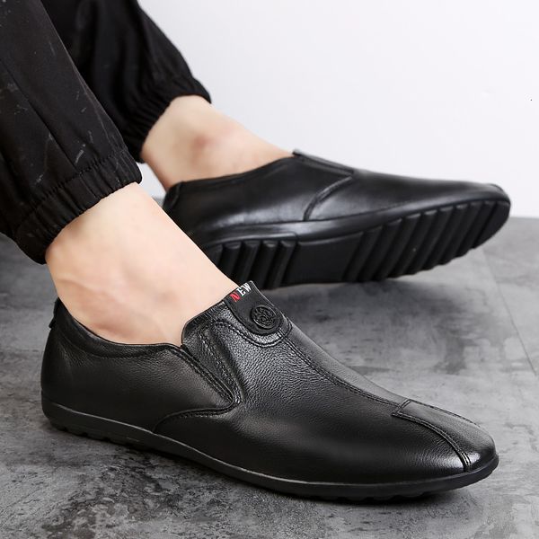 classic genuine leather comfortable men shoes outdoor loafers male moccasins flats casual boat driver footwear driving shoes l4, Black
classic genuine leather comfortable men shoes outdoor loafers male moccasins flats casual boat driver footwear driving shoes l4, Black