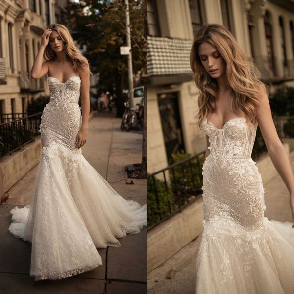 2020 sweetheart neck mermaid wedding dress lace sequin applique sleeveless boning slim fitted trumpet bridal dresses, White
2020 sweetheart neck mermaid wedding dress lace sequin applique sleeveless boning slim fitted trumpet bridal dresses, White
