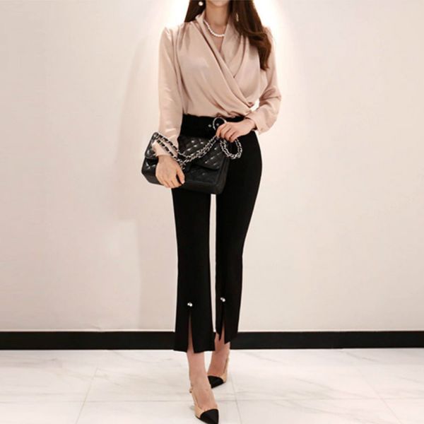 2018 autumn v-neck wrinked long sleeved blouse black long pant office lady two piece work sets, Gray
2018 autumn v-neck wrinked long sleeved blouse black long pant office lady two piece work sets, Gray